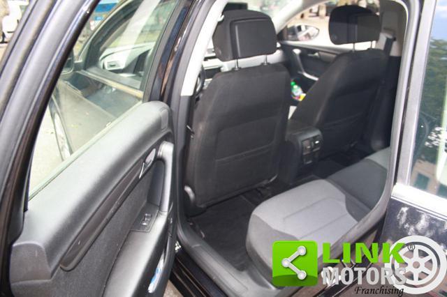 VOLKSWAGEN Passat Var. 2.0 TDI Highline Blue M.Tech.