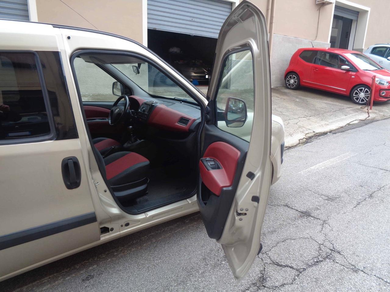 Fiat Doblò 1.6 MJT 105CV Emotion (Finanziabile)