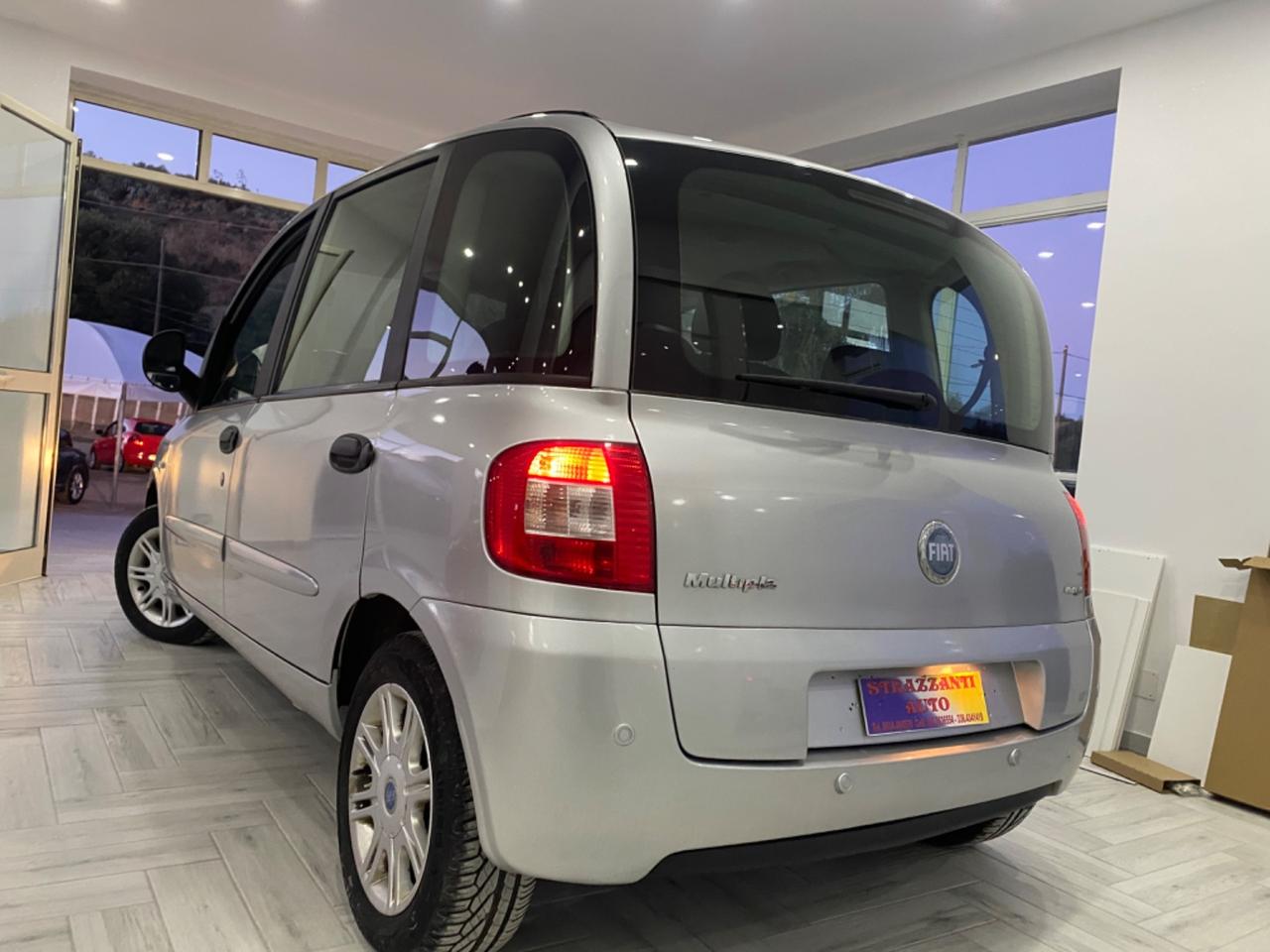 Fiat Multipla 1.9 MJT120cv Emotion 6P DA VETRINA2009