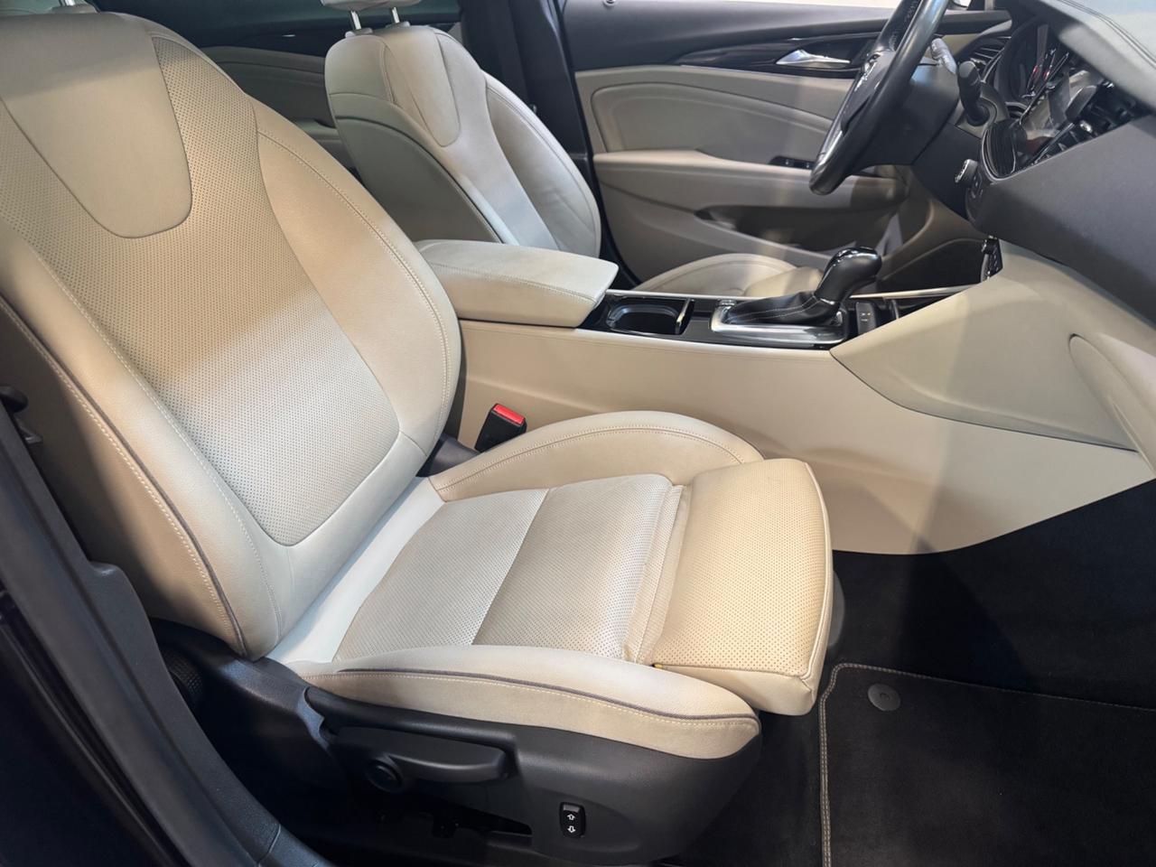 Opel Insignia 1.6 CDTI 136 CV Grand Sport Innovation