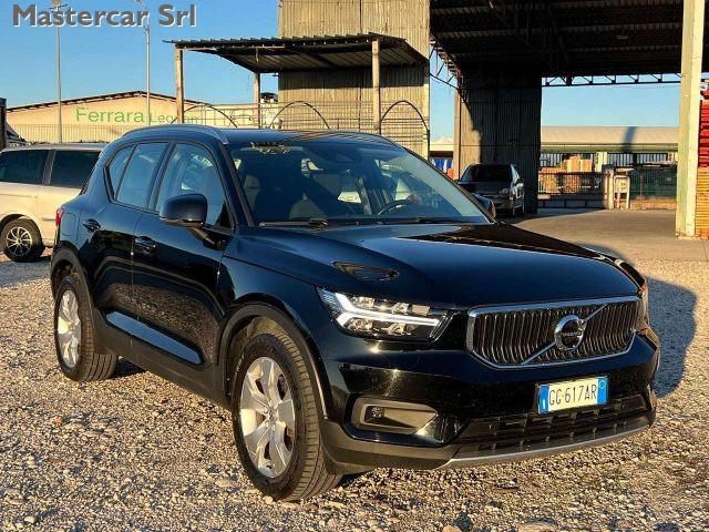 VOLVO XC40 XC40 2.0 b4 Momentum Pro awd auto my21 - GG617AR