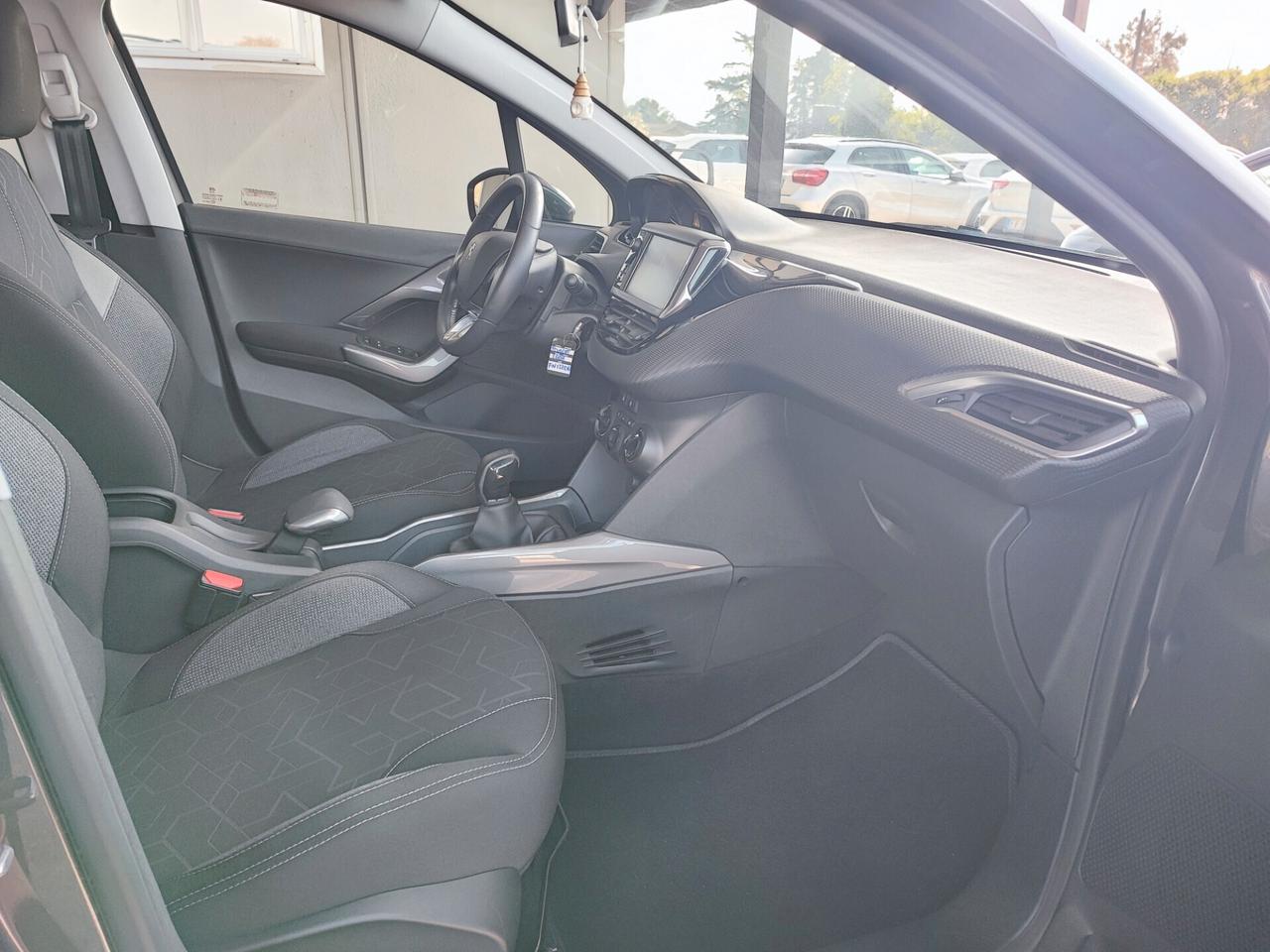 Peugeot 2008 BlueHDi 100 S&S Allure