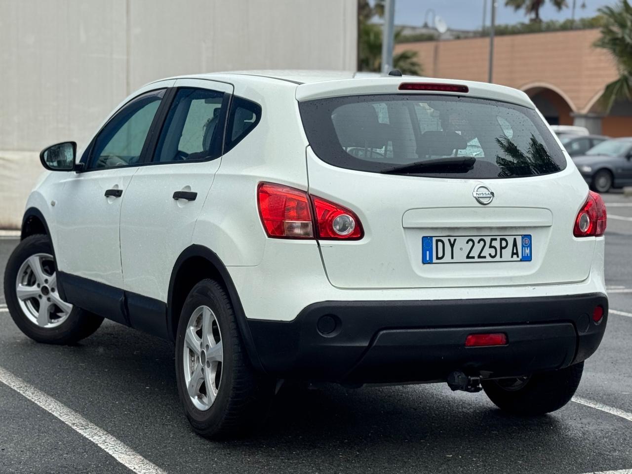 NISSAN QASHAQI 1.5 DCI SOLI 104.000 REALI!!!