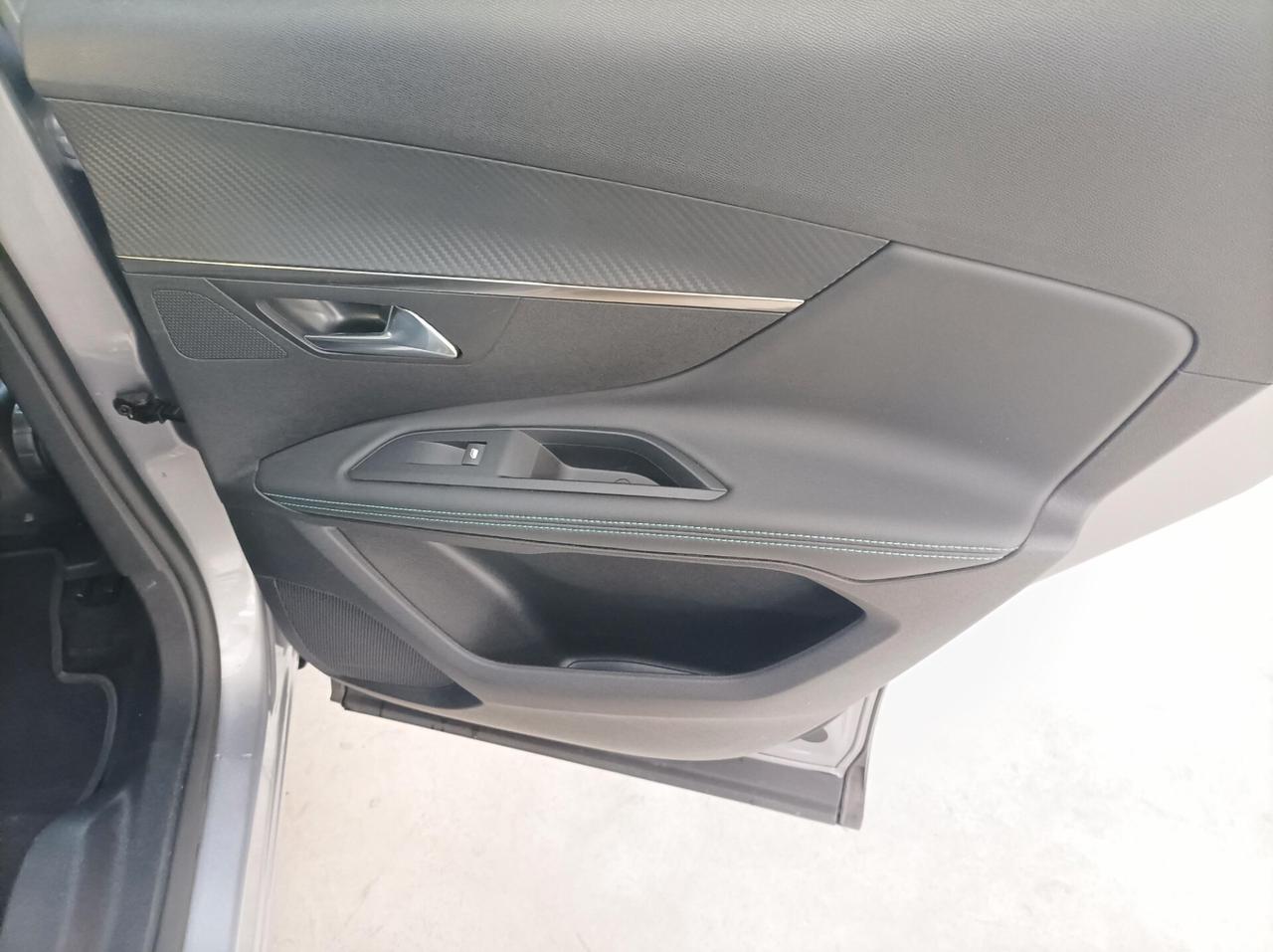 Peugeot 3008 BlueHDi 130 S&S EAT8 Allure 12/2021