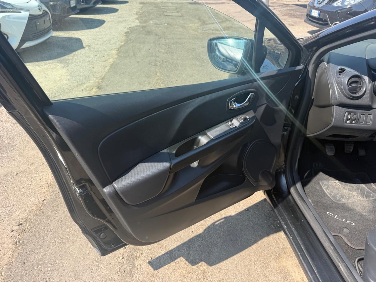 Renault Clio 1.5 dCi 8V 75CV 5 porte Wave