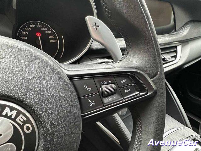 ALFA ROMEO Stelvio 2.2 LEVE CAMBIO AL VOLANTE TELECAMERA POST IVA ESP