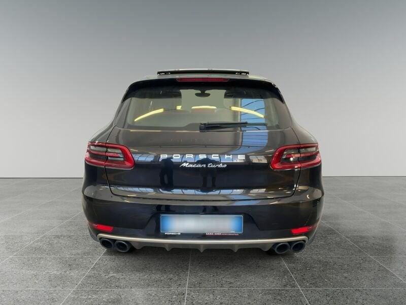 Porsche Macan Turbo