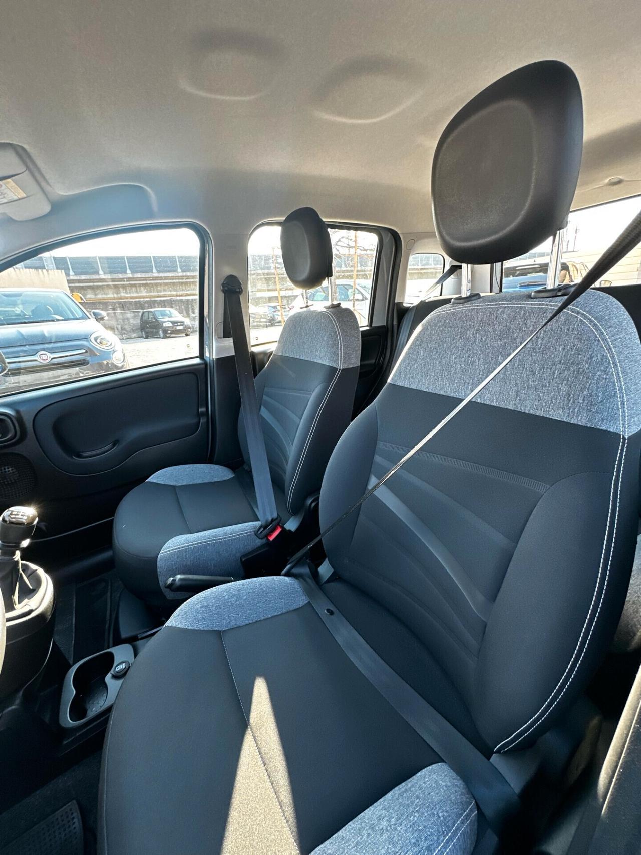 Fiat Panda 1.0 FireFly S&S Hybrid Red