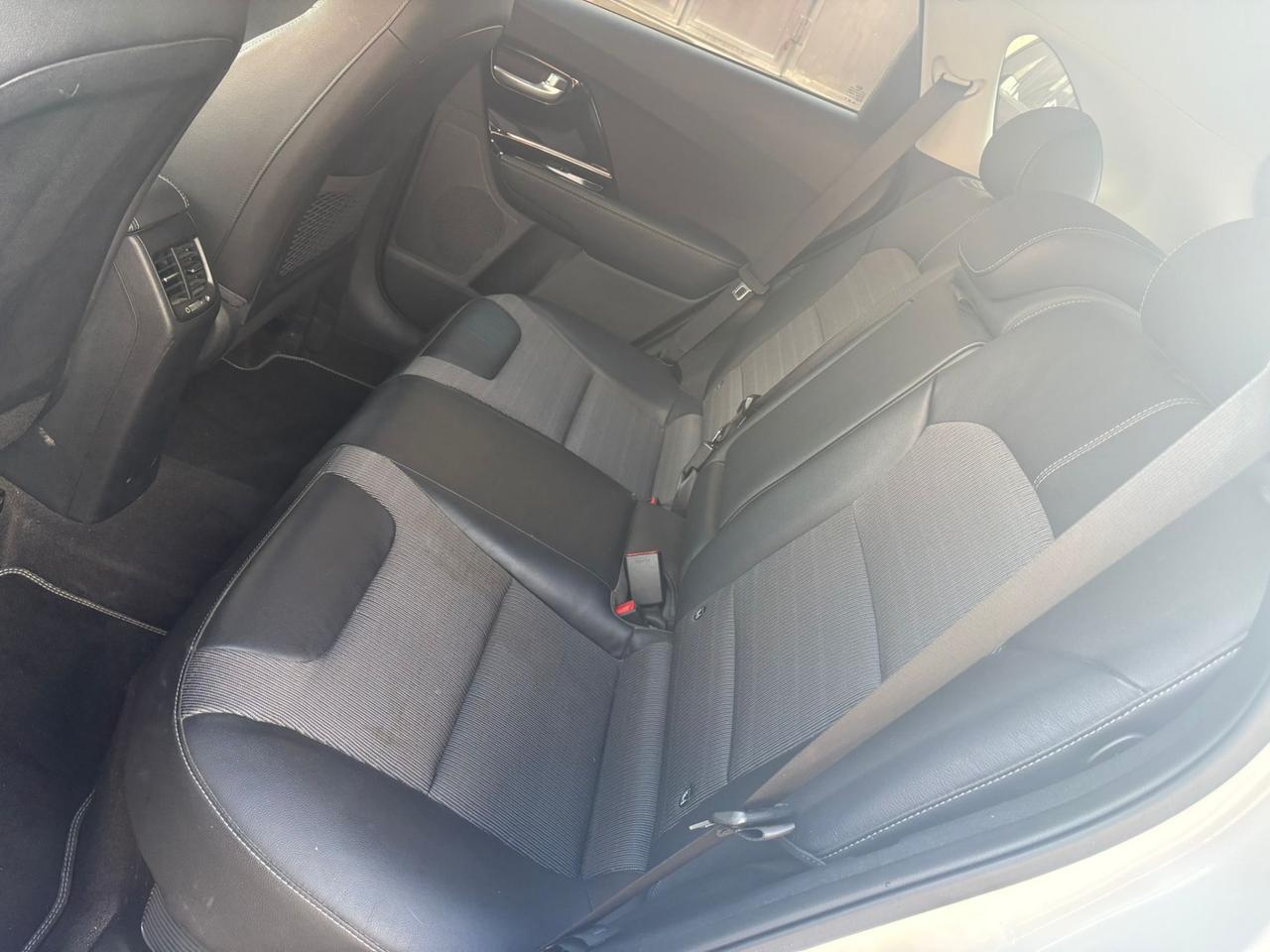 Kia Niro 1.6 GDi DCT FULL HYBRID 45.000 KM