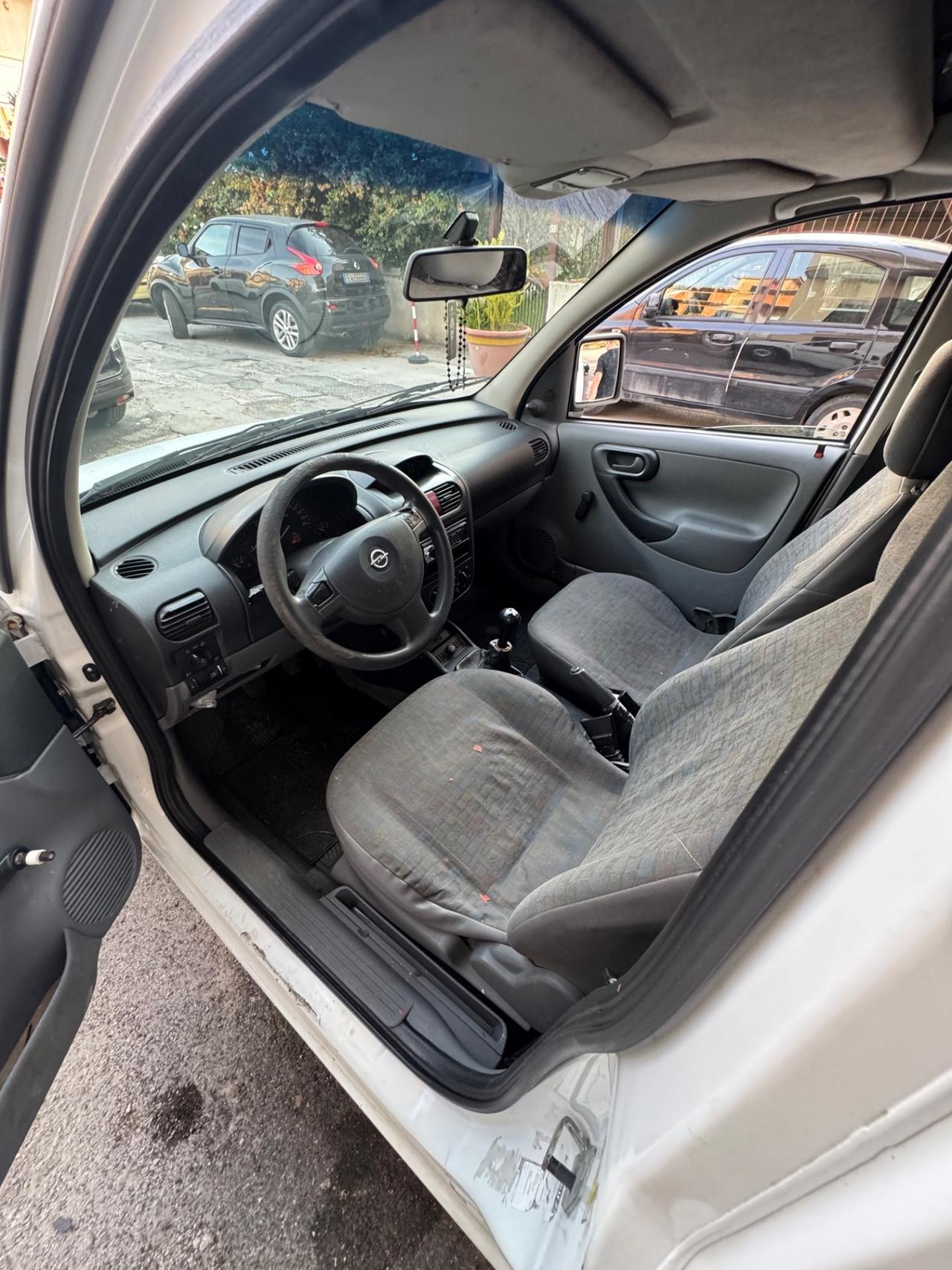 Opel Combo 1.7 DI 4p. Van Vetrato