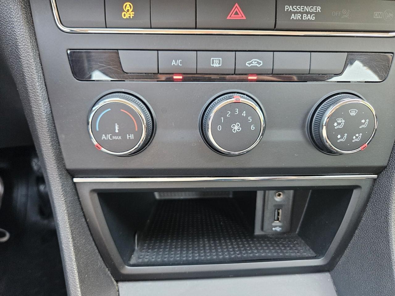 Seat Leon 2.0 TDI 150 CV ST Business NAVI