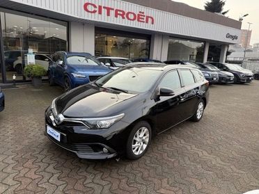 TOYOTA Auris Touring Sports 1.8 Hybrid Lounge