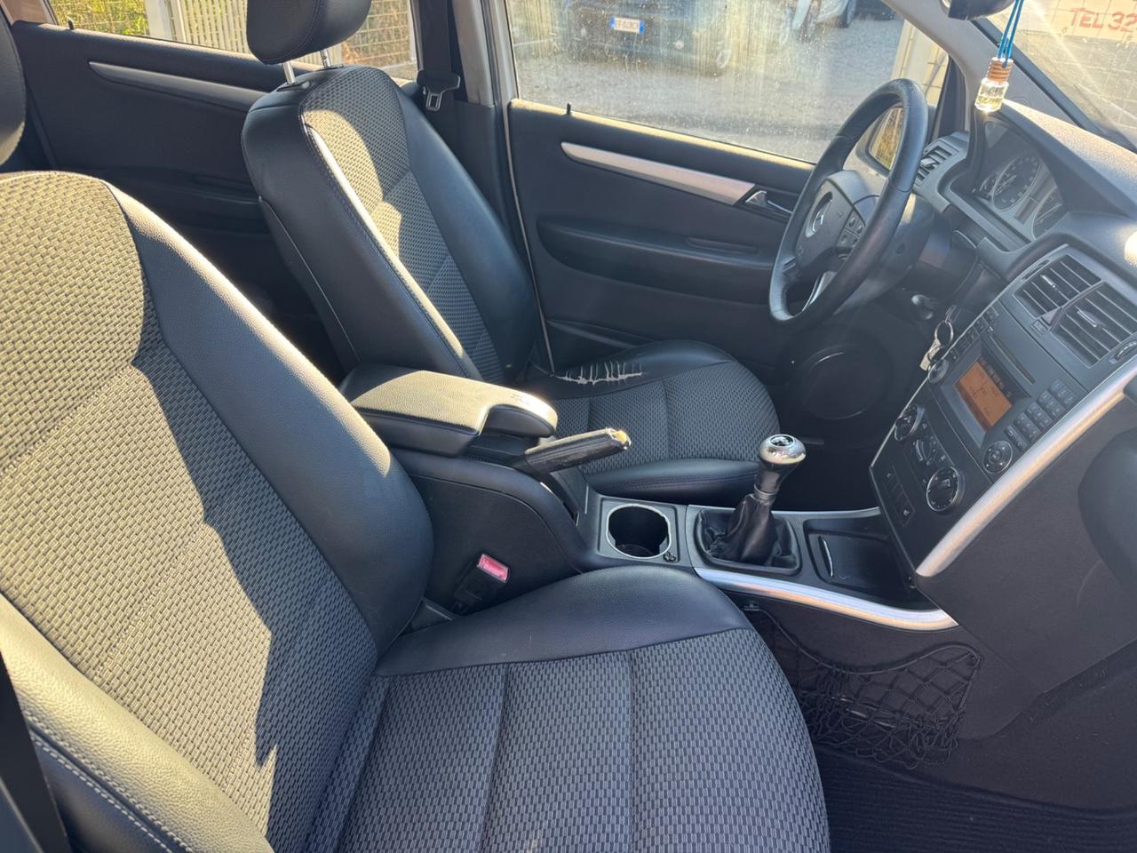 Mercedes-benz B 180 CDI Premium NEOPATENTATI