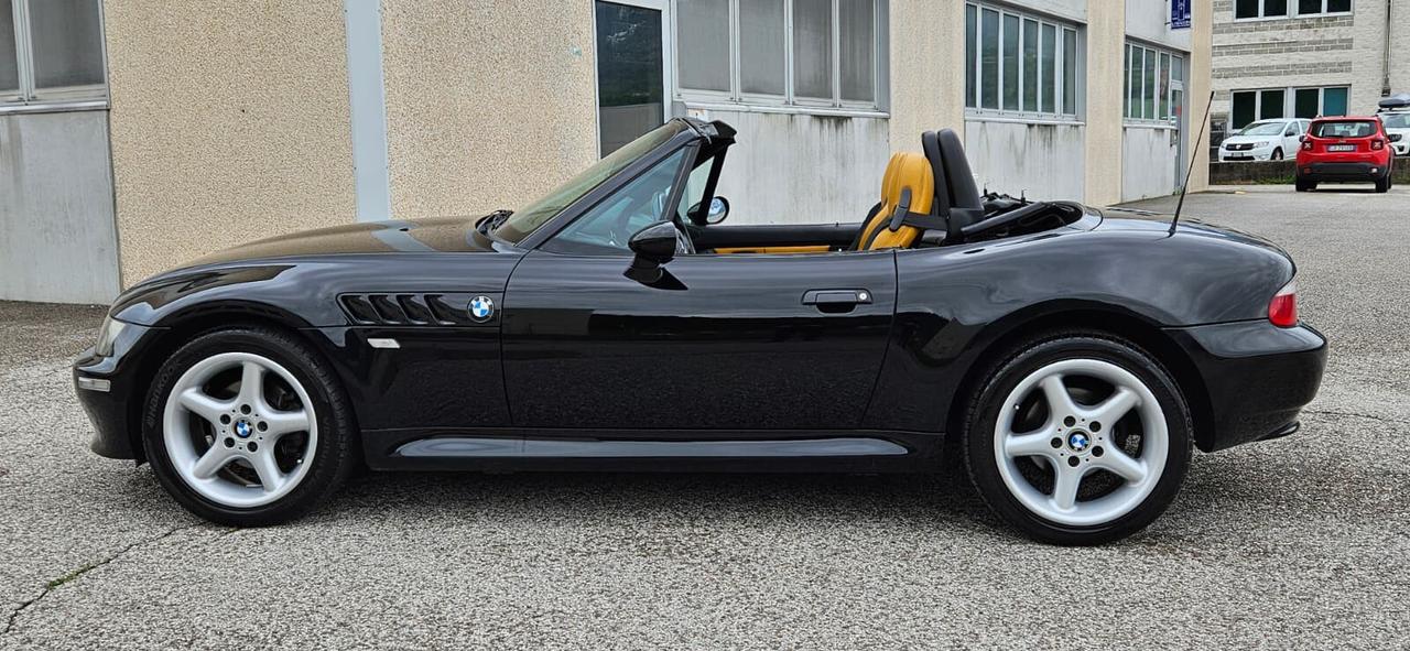 Bmw 2.2 Roadster Kyalami Individual