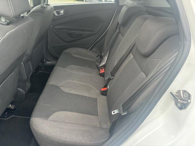Ford Fiesta 1.5 TDCi 75CV 5 porte Black & White Edition