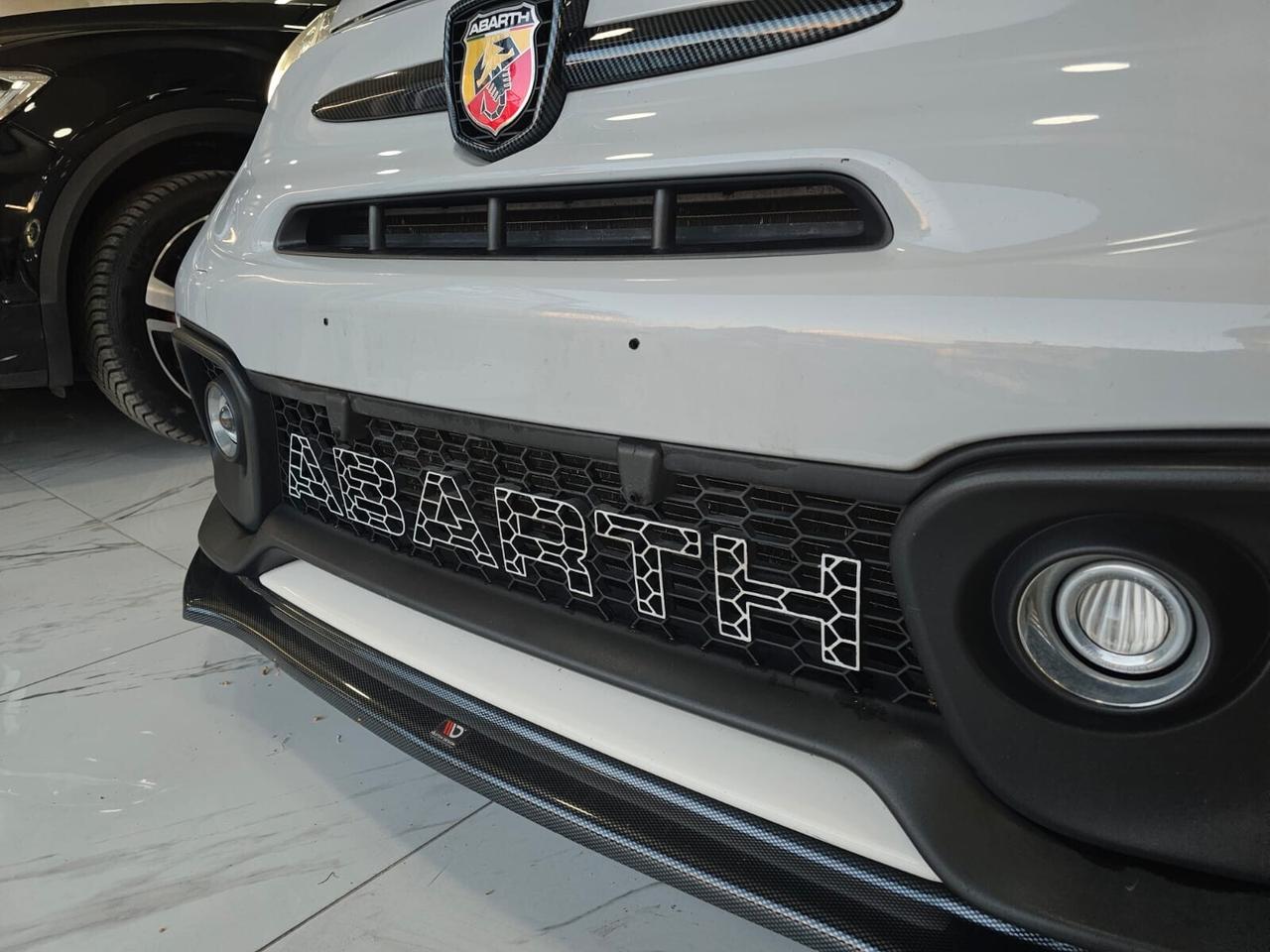 Abarth 595 1.4 Turbo T-Jet 180 CV Esseesse