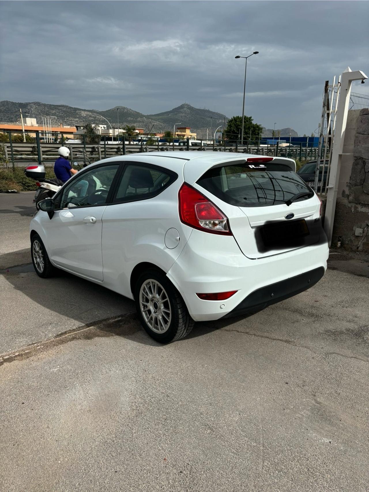 Ford Fiesta 1.5 TDCi 75CV 3 porte Titanium ANNO 2016 KM 90.000 PER INFO 3279411053