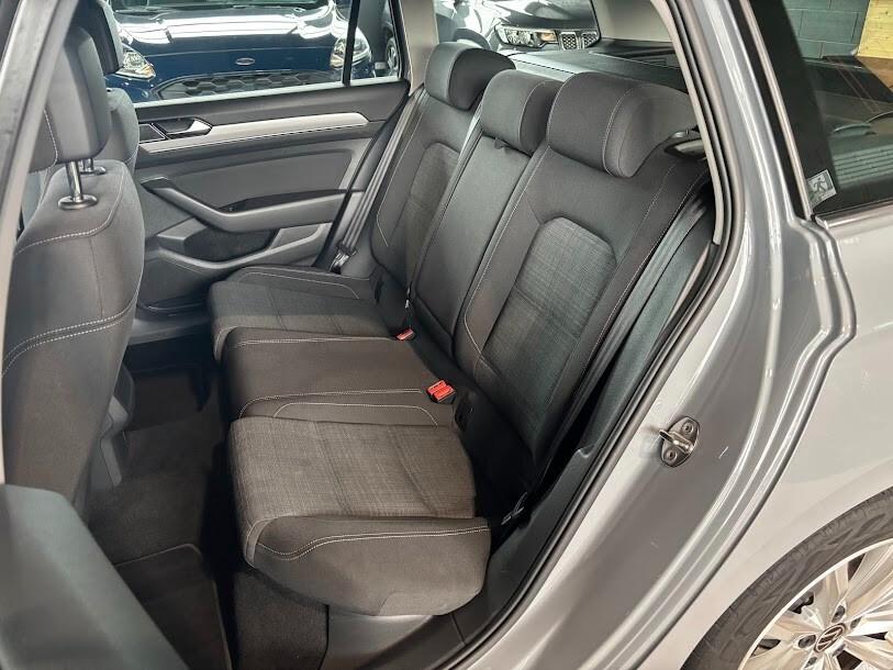 Volkswagen Passat Variant 2.0 TDI 150CV SCR EVO DSG Business