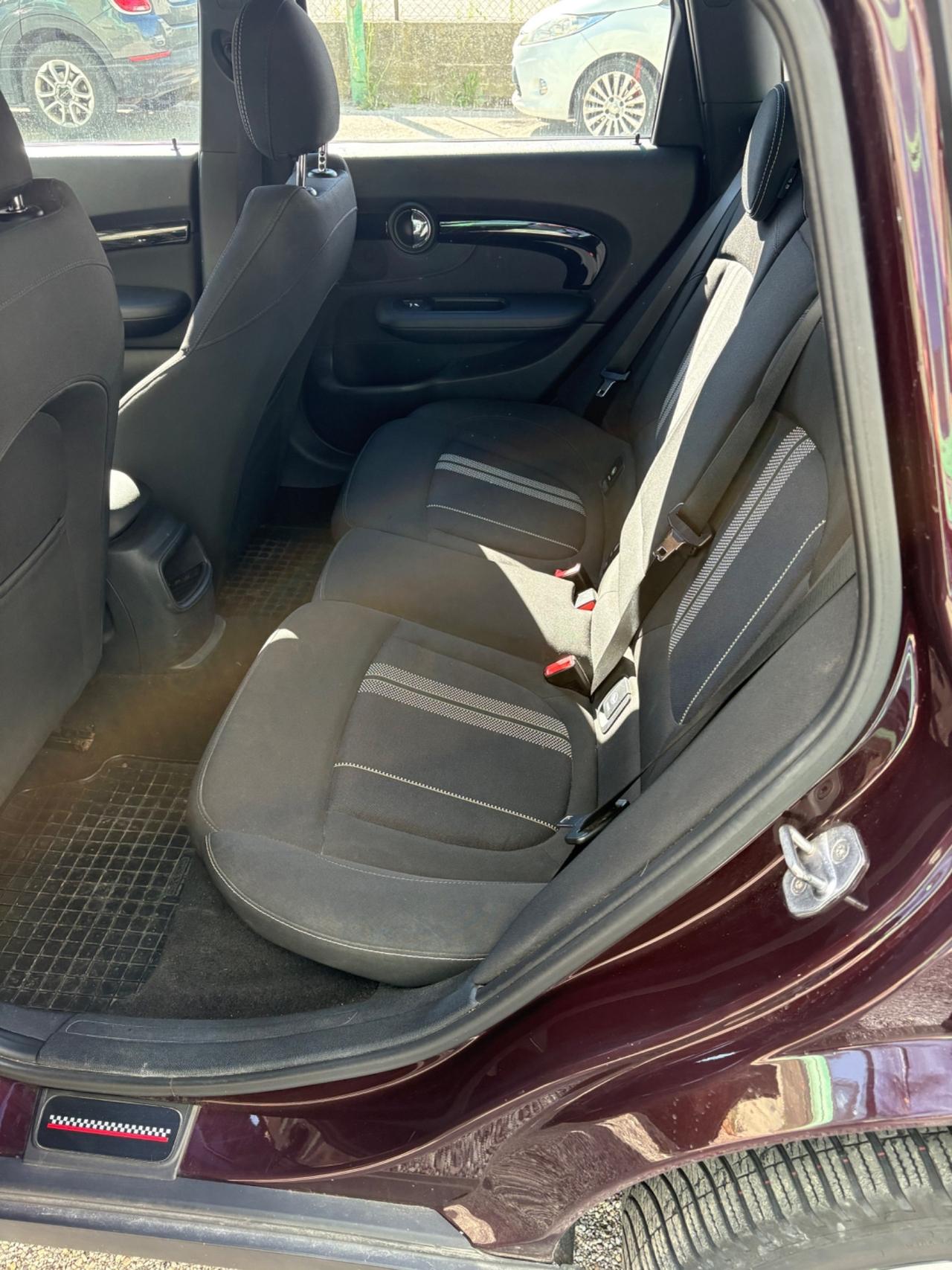 Mini Clubman John Cooper Works 2.0 D Business