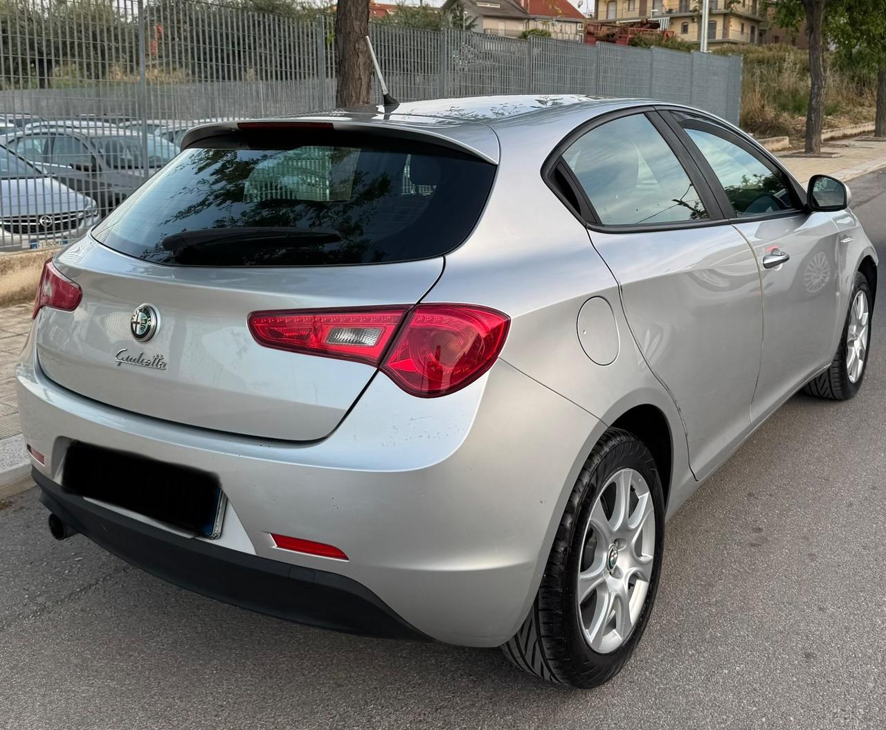 Alfa Romeo Giulietta 1.6 JTDm-2 105 CV Exclusive