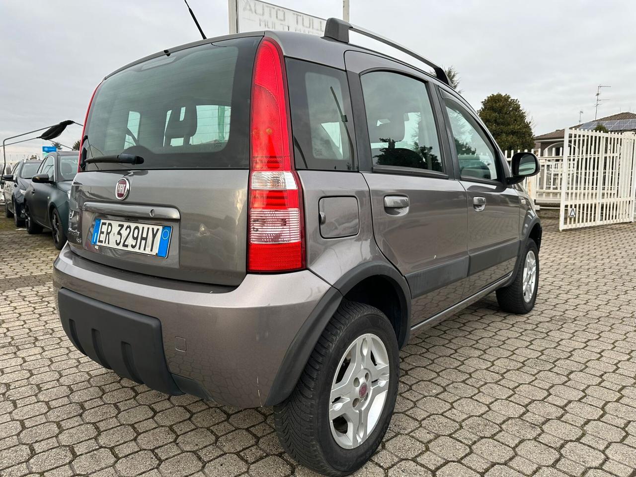 Fiat Panda 1.3 MJT 16V DPF 4x4 Climbing