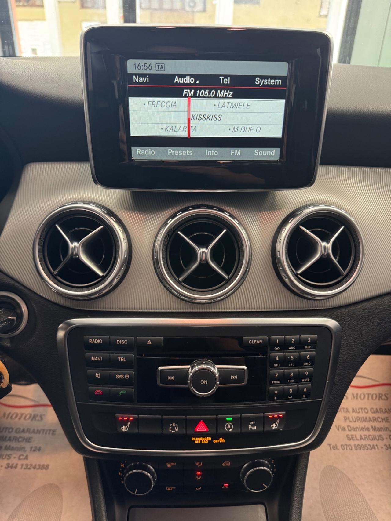 Mercedes-benz GLA 200 d Sport Finanziabile