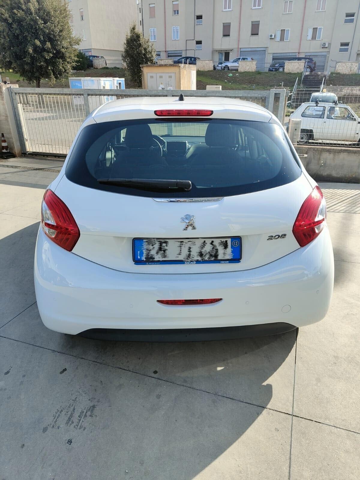 Peugeot 208 1.2 VTi 82 CV 5 porte Allure