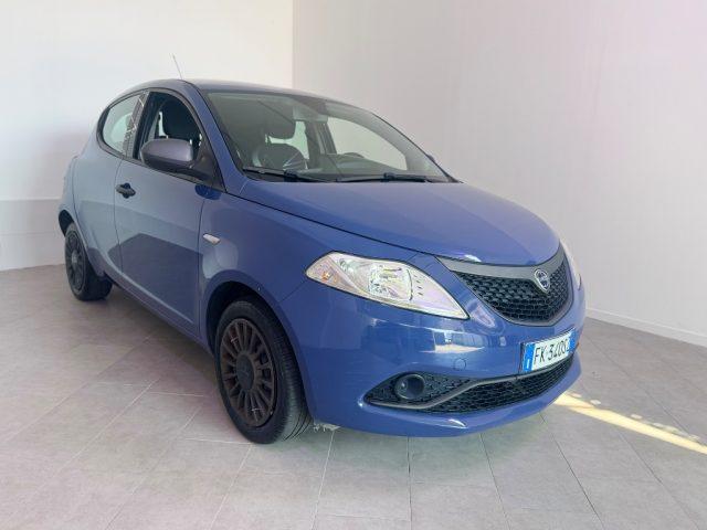 LANCIA Ypsilon 1.2 69 CV 5 porte Gold