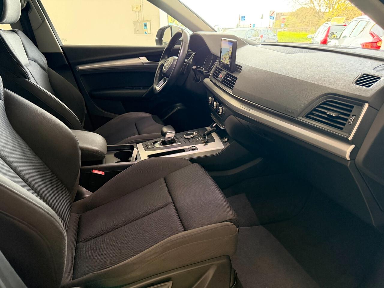 Audi Q5 2.0 TFSI quattro S tronic Business Sport KM 112000