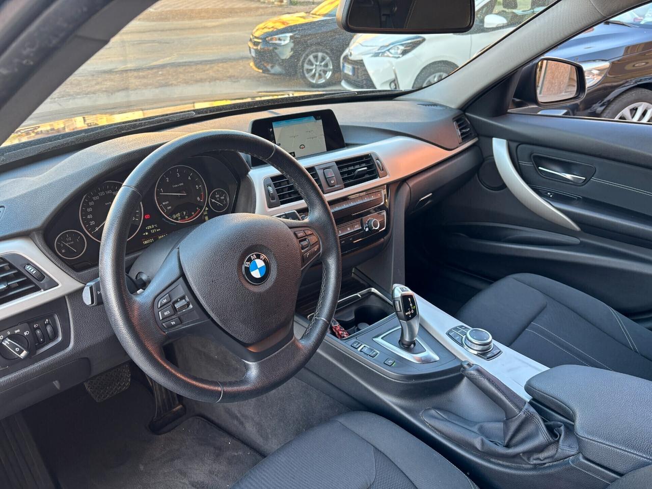 Bmw 318d Touring Business Advantage - 2019
