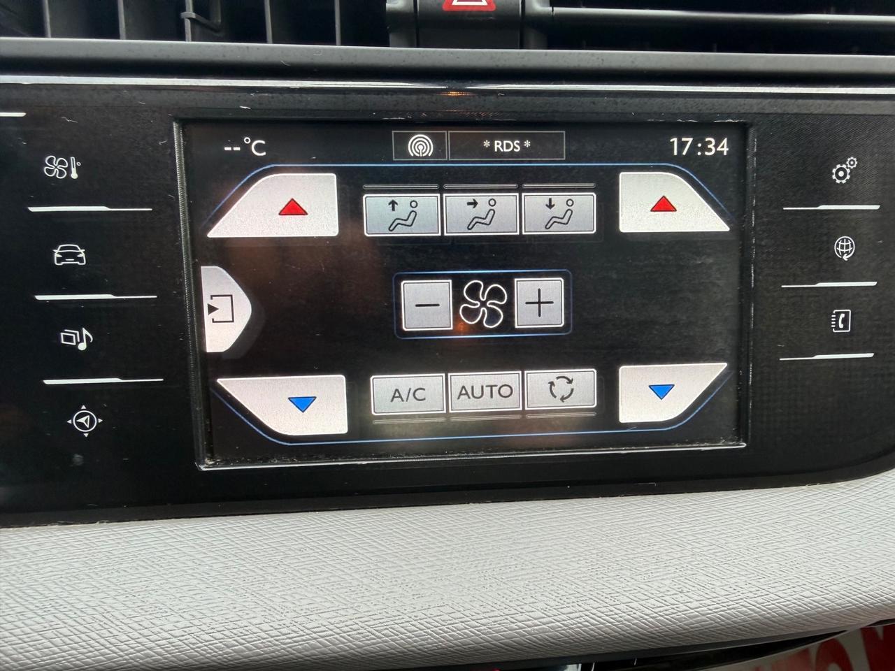 Citroen C4 Picasso 2015 1.6 e-HDi 115 Ok neopatentati ! ! !