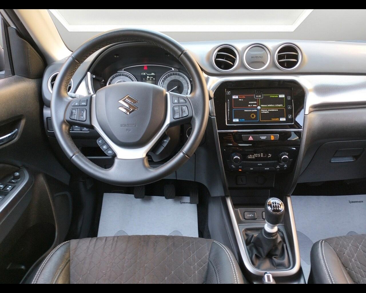 SUZUKI Vitara (2015) Vitara 1.4 Hybrid Top