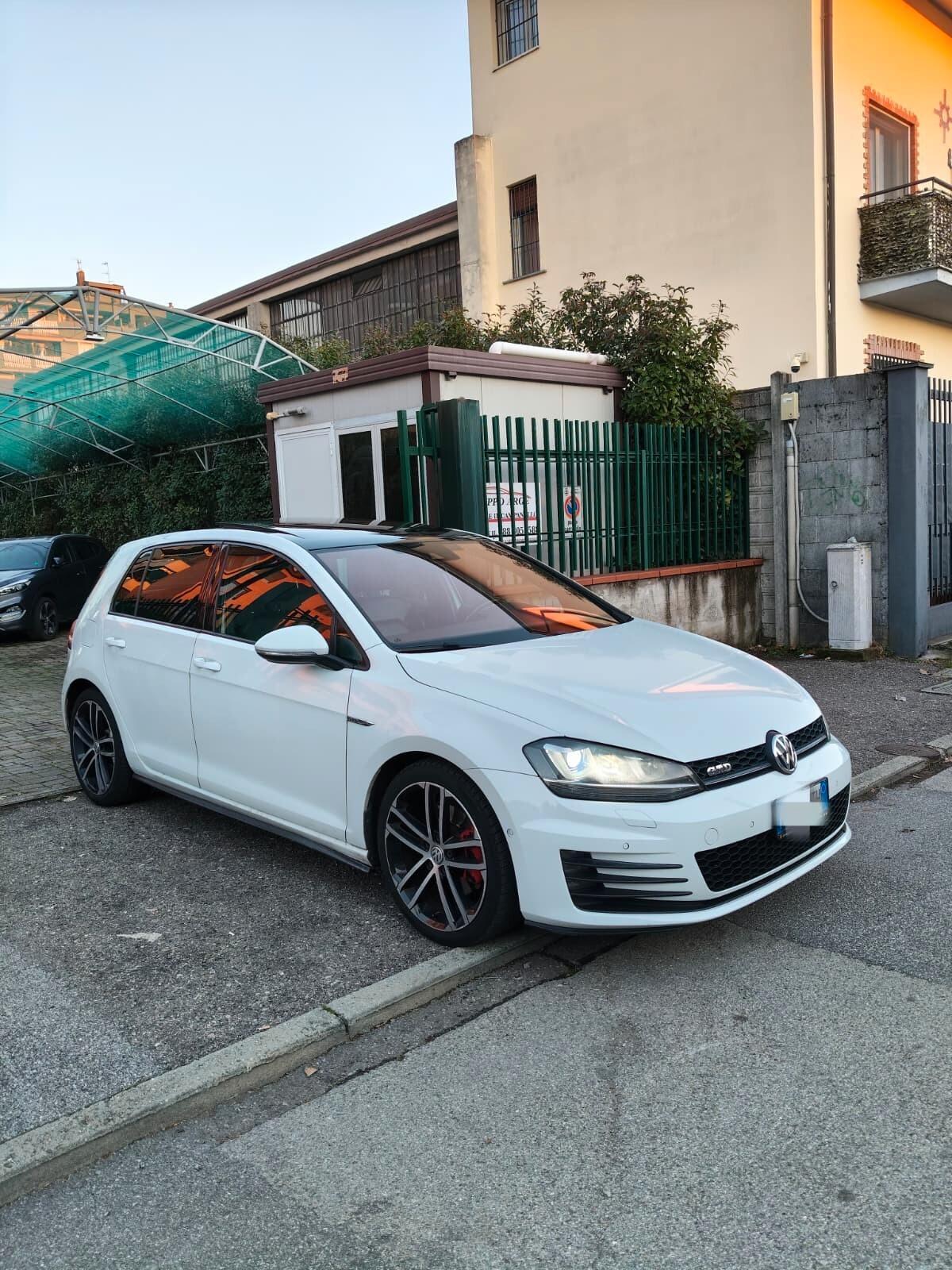 Volkswagen Golf GTD 2.0 TDI 5p. BlueMotion Technology