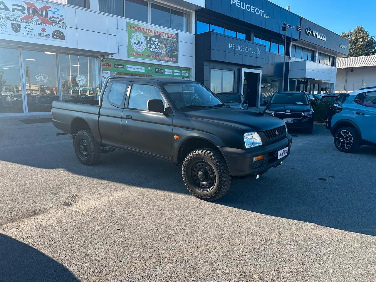 Mitsubishi L200 2.5 TDI 4WD Club Cab Pick-up GL