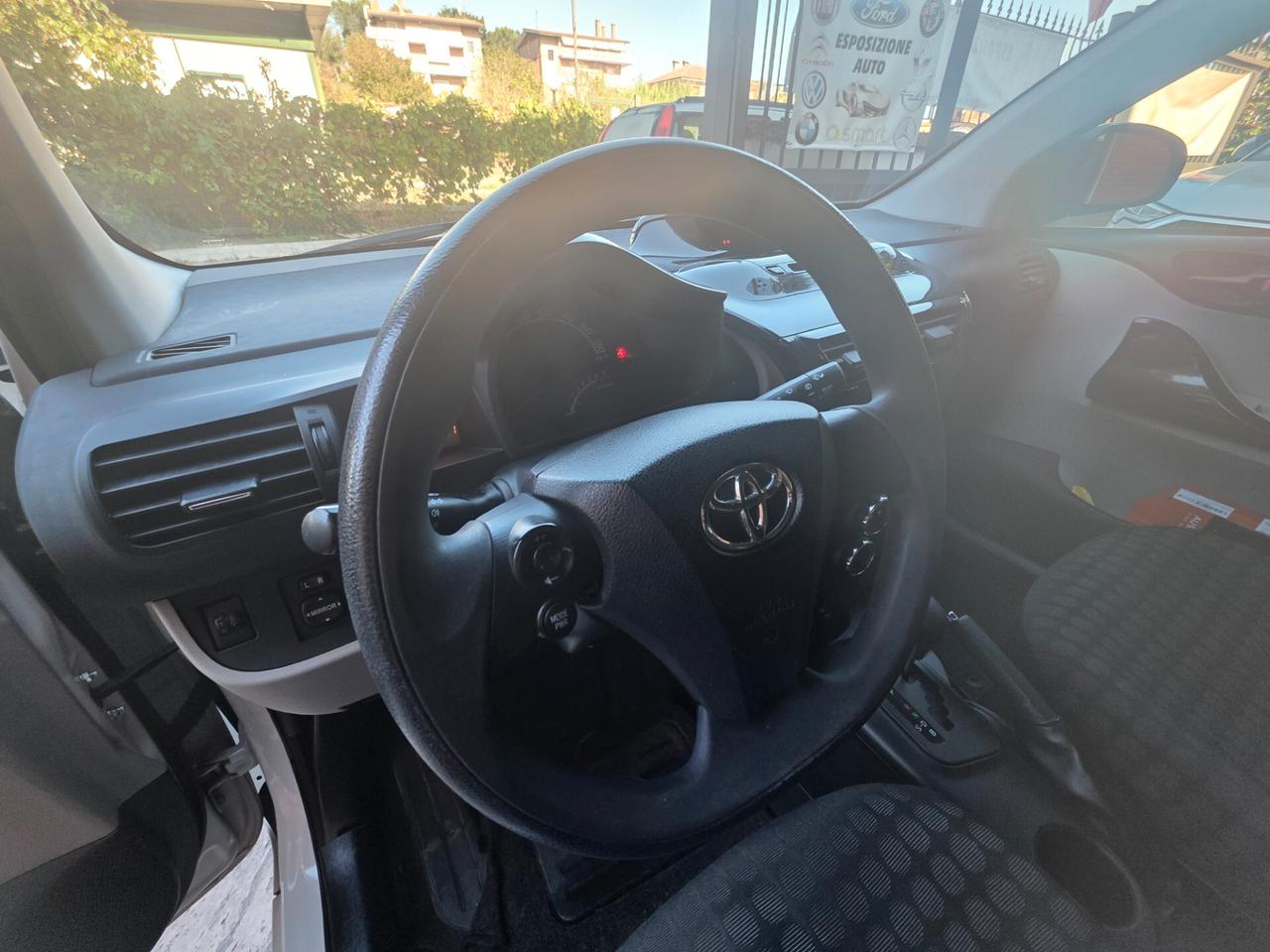 Toyota iQ 1.0 CVT Style AUTOMATICA