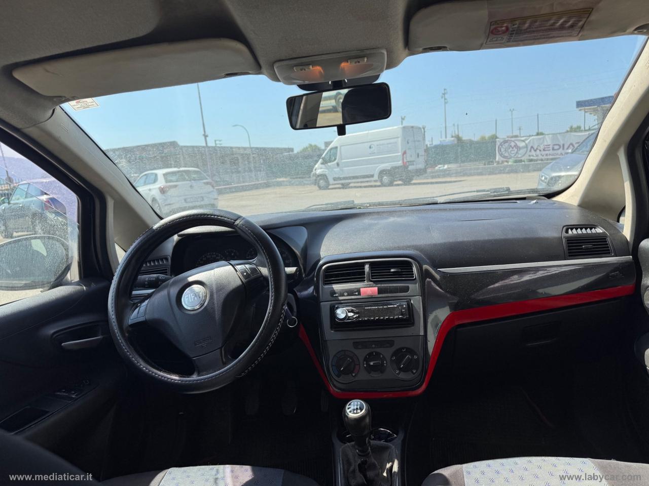 FIAT Grande Punto 1.3 MJT 75 CV 5p. Active
