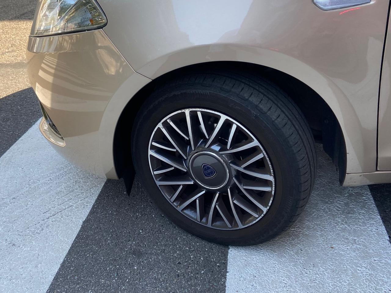 Lancia Ypsilon Gold 1.0 FireFly MHEV #11872