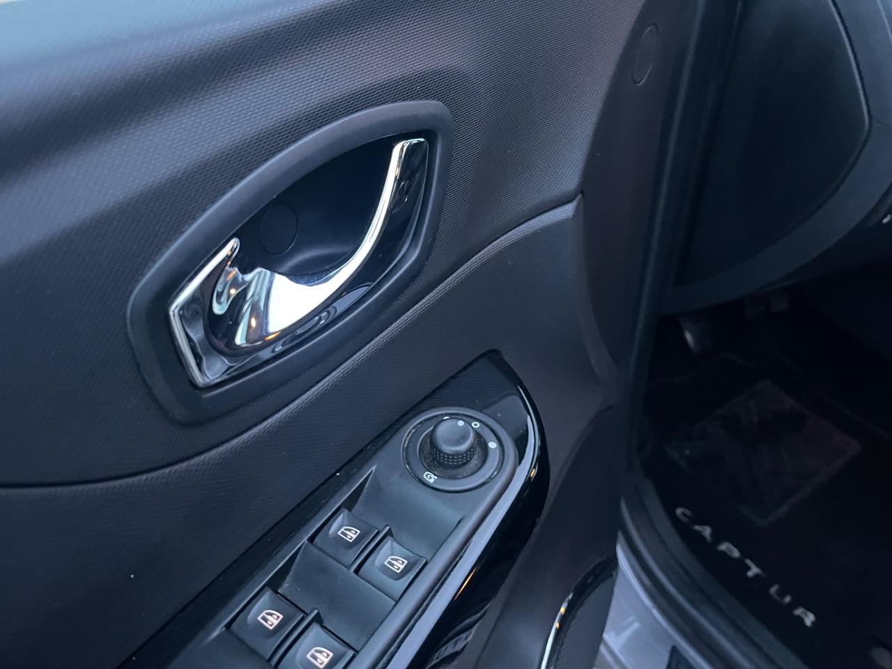 RENAULT CAPTUR 0.9 TCE 90CV R-LINK FULL LED MY14