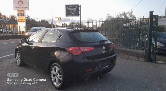 Alfa Romeo Giulietta 1.6 JTDm-2 105 CV Distinctive