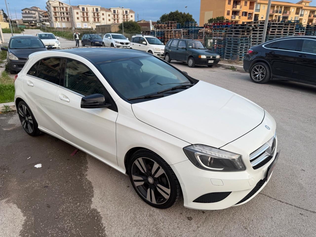 Mercedes-benz A 200 CDI Sport 2015