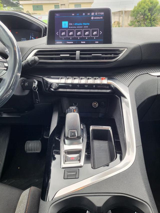 PEUGEOT 3008 BlueHDi 130 S&S Active