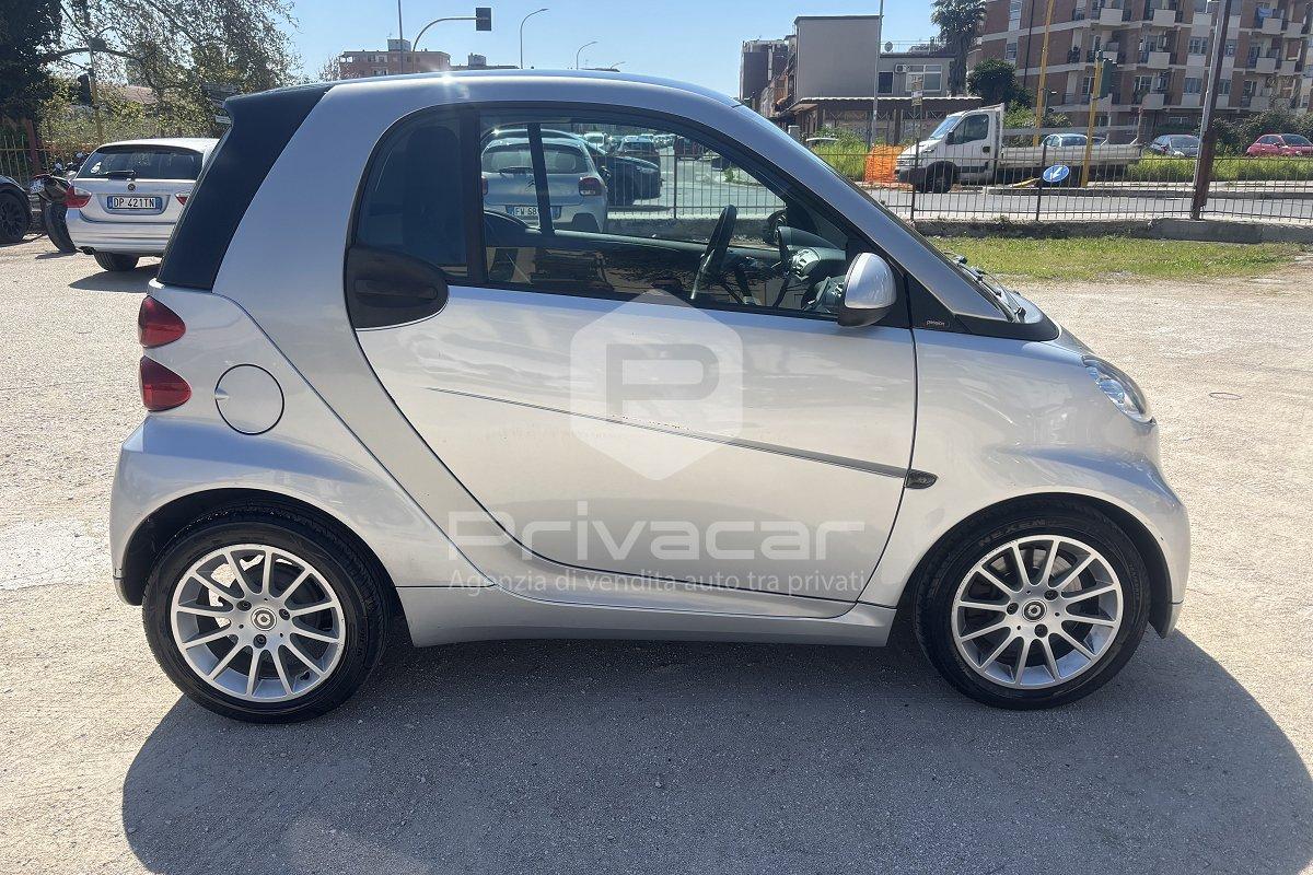 SMART fortwo 800 33 kW coupé passion cdi