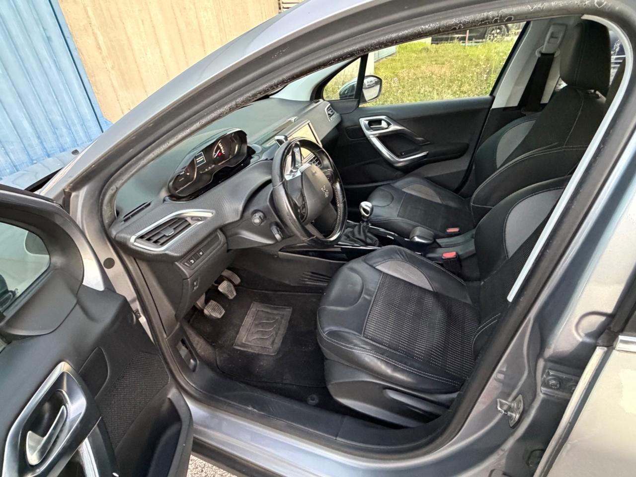 Peugeot 2008 BlueHDi 120 S&S Allure