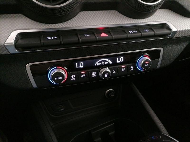 Audi Q2 35 2.0 tdi Business s-tronic