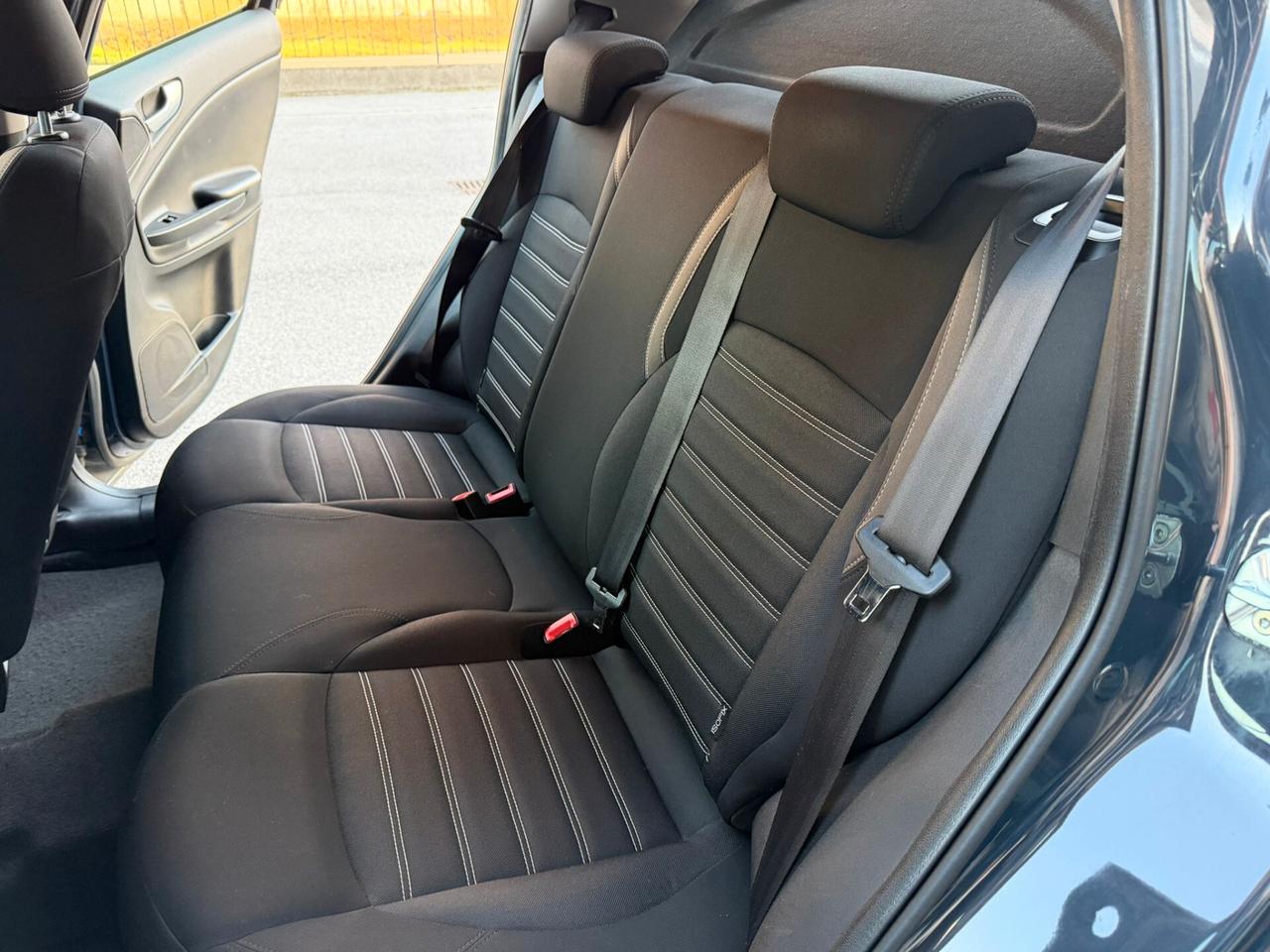 Alfa Romeo Giulietta 1.6 JTDm TCT 120 CV Business