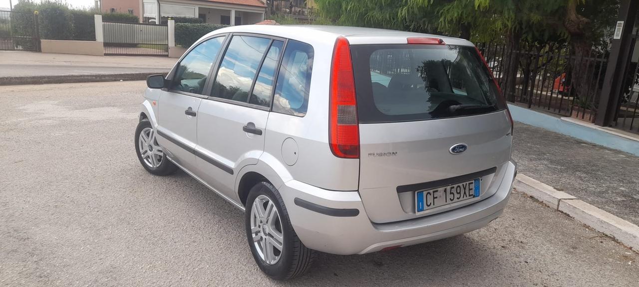 Ford Fusion 1.4 TDCi 5p. Collection