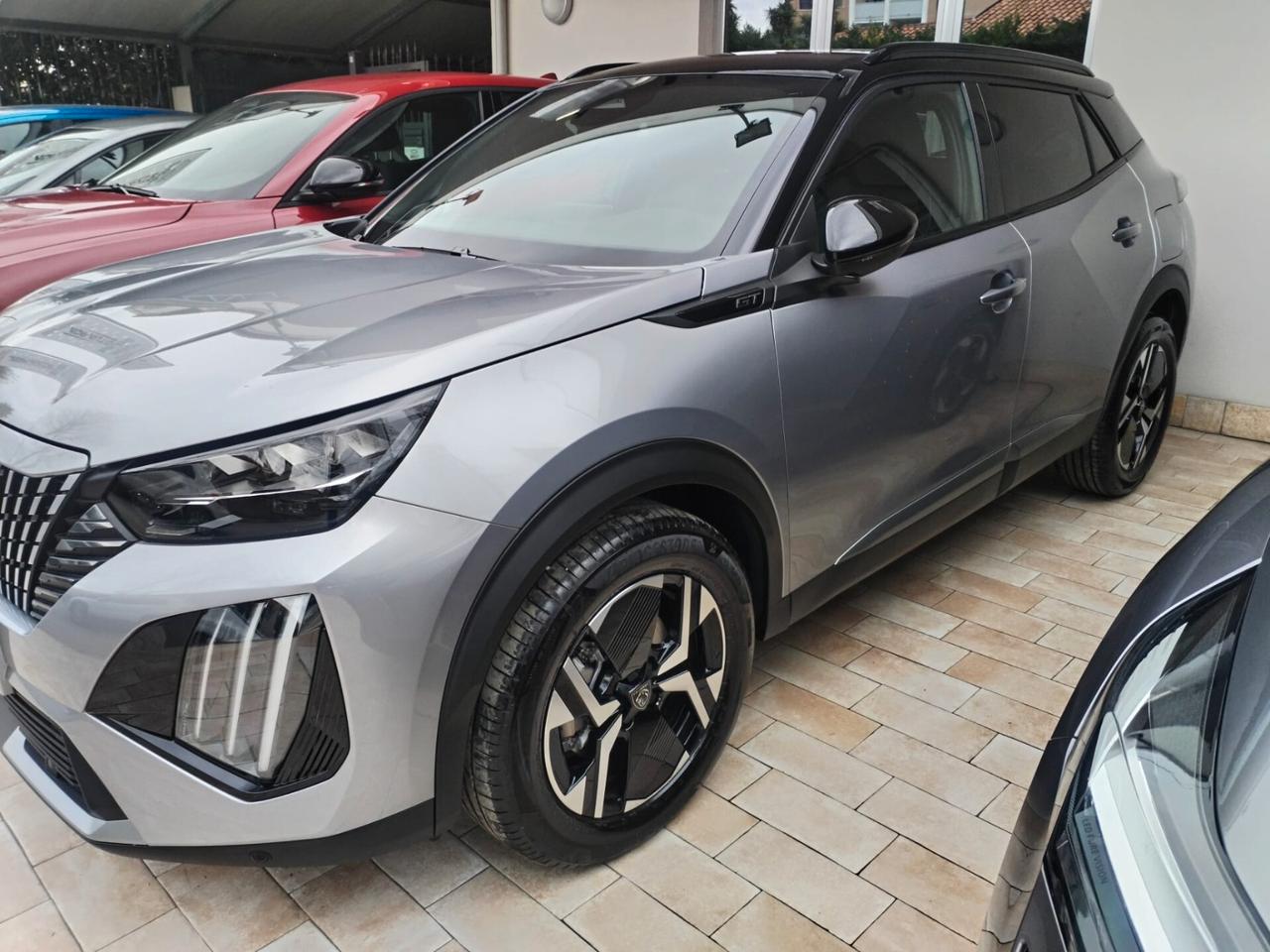 Peugeot 2008 Hybrid 145 e-DCS6 GT