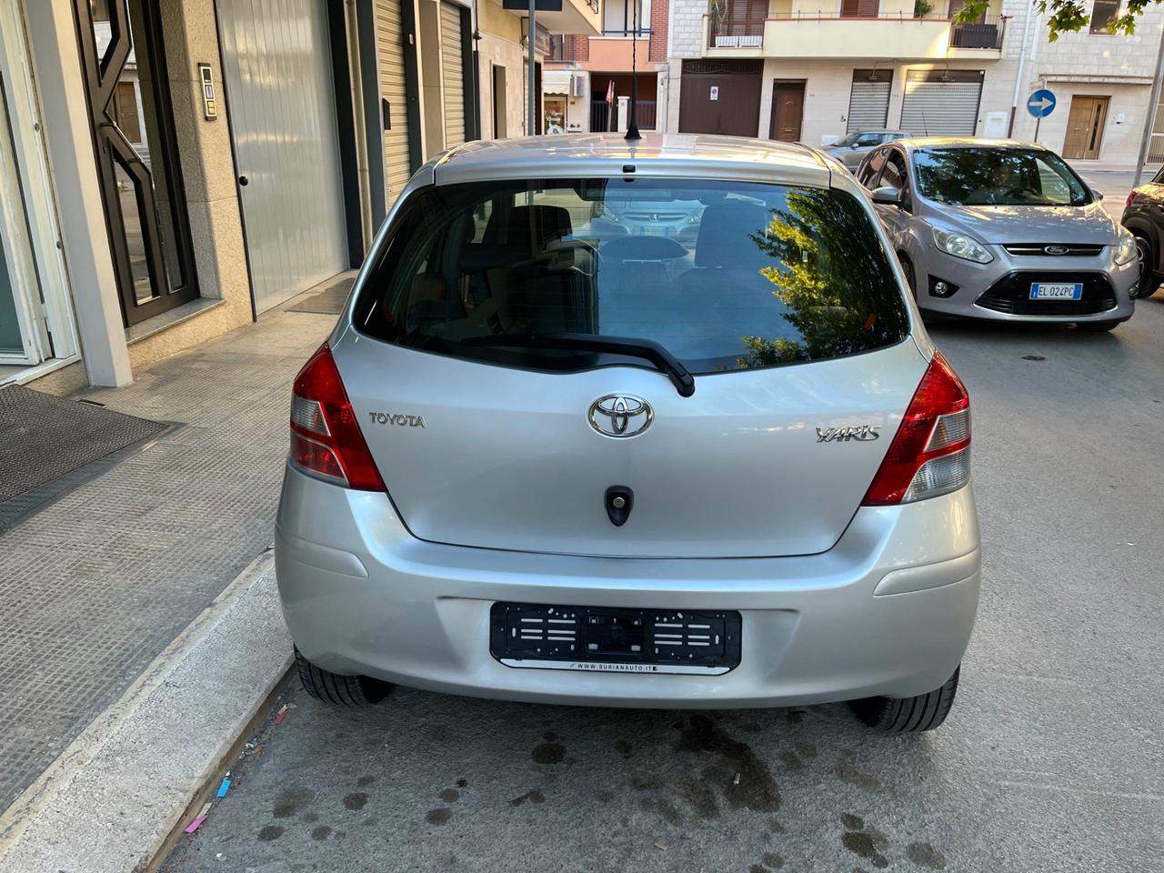 Toyota Yaris 1.0 3 porte Sol