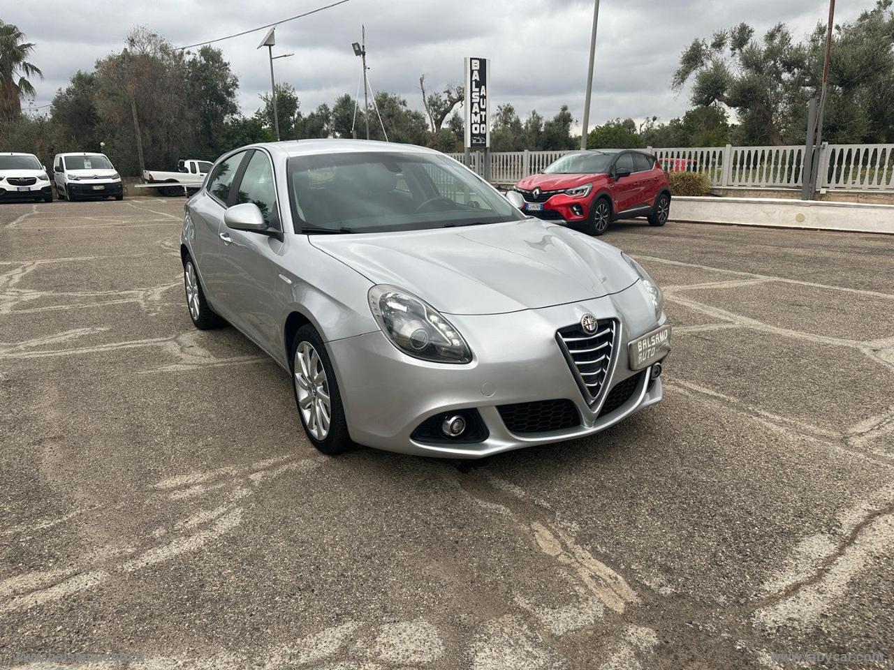 ALFA ROMEO Giulietta 1.6 JTDm-2 120 CV Distinctive