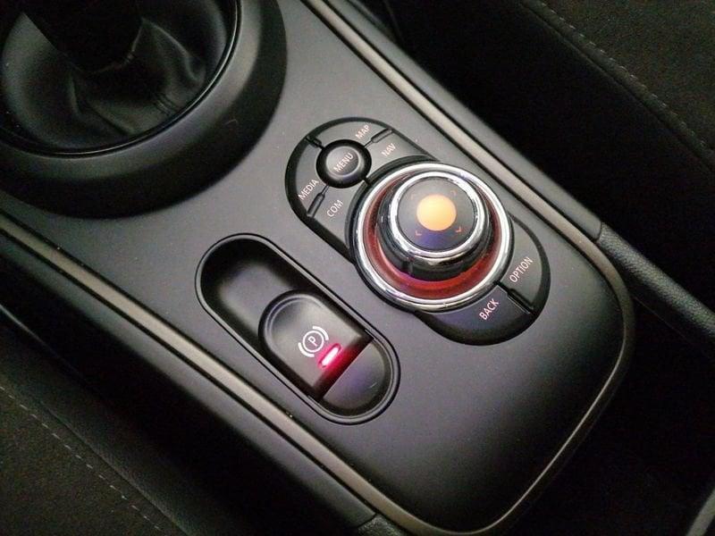 MINI Countryman Mini 2.0 Cooper D Essential auto